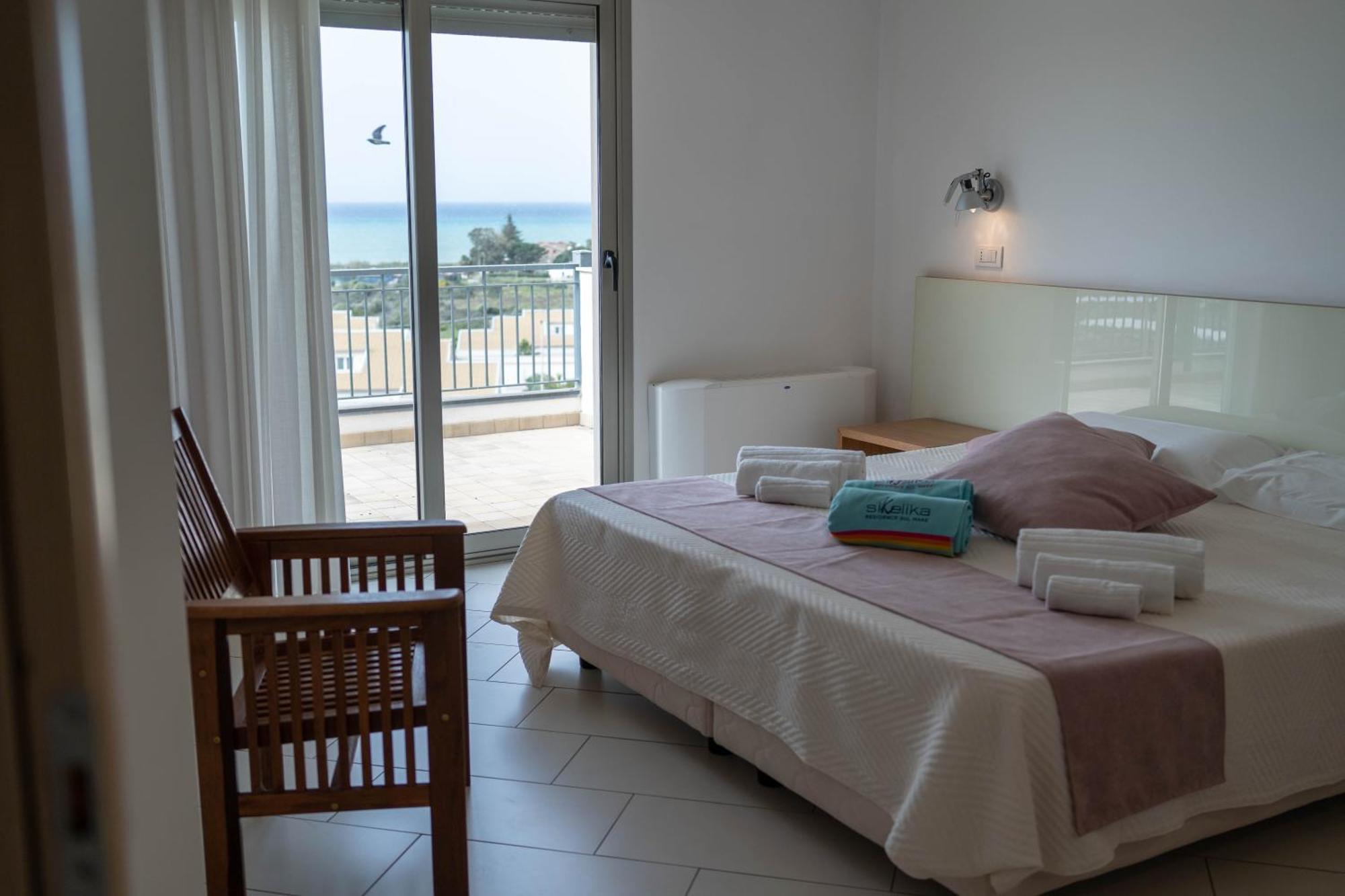Sikelika Residence Sul Mare Scoglitti Exterior photo